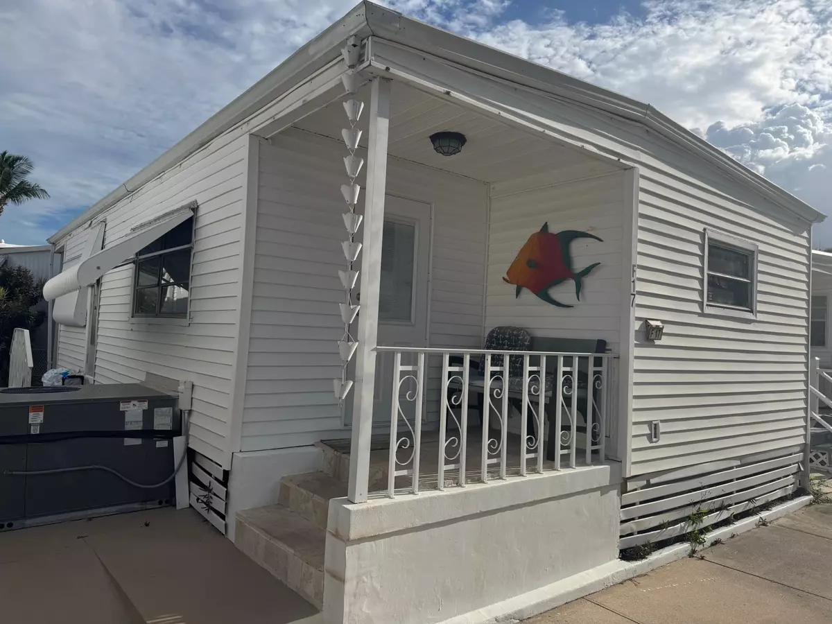 Briny Breezes, FL 33435,17 Ruthmary AVE F