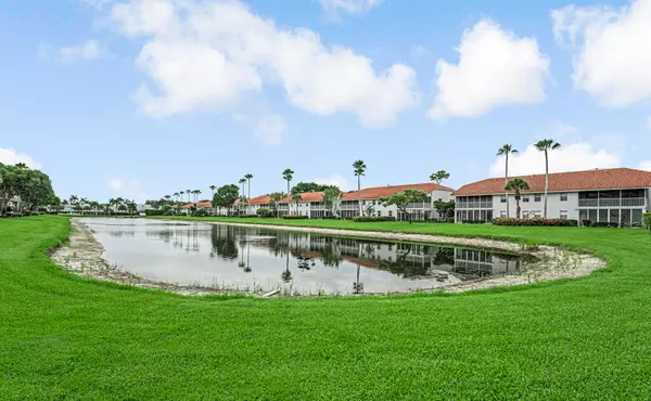 Boynton Beach, FL 33437,7372 Lake Meadow WAY 101