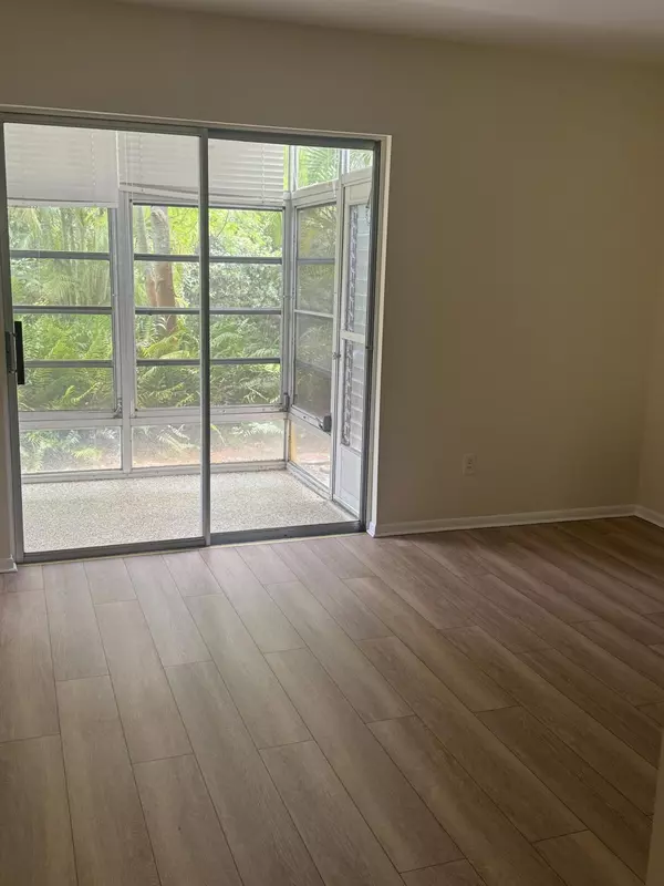 Stuart, FL 34996,2929 SE Ocean BLVD 122-4