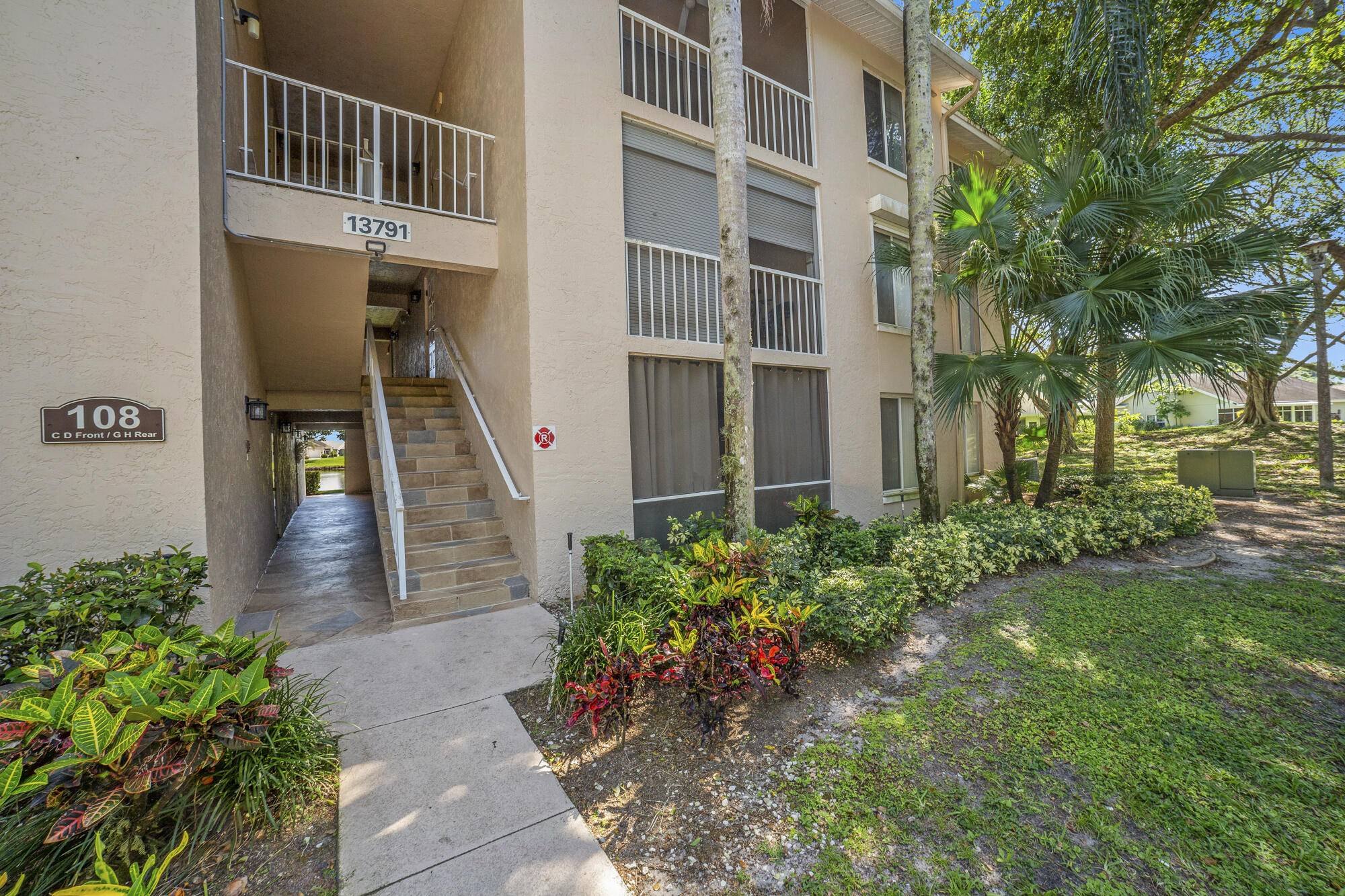13791 Oneida Drive D3, Delray Beach, FL 33446