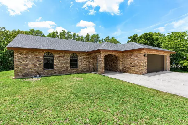 18142 N 43rd Road N RD, The Acreage, FL 33470