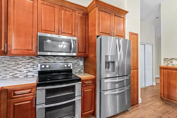 Loxahatchee, FL 33470,18142 N 43rd RD