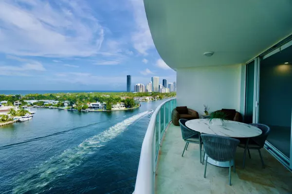 Aventura, FL 33180,20201 E Country Club DR 1005