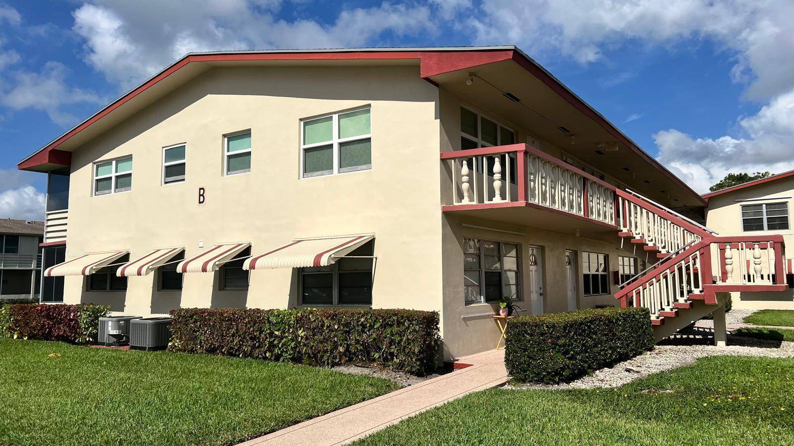 West Palm Beach, FL 33417,42 Sussex B