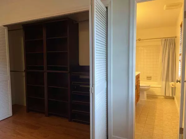 Palm Beach Gardens, FL 33410,499 Iris AVE