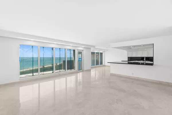 Boca Raton, FL 33431,4301 N Ocean BLVD 1107