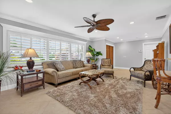 North Palm Beach, FL 33408,728 Waterway DR