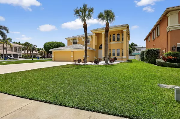 2173 Bellcrest CIR, Royal Palm Beach, FL 33411