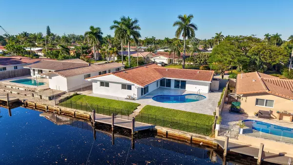 Fort Lauderdale, FL 33334,1478 NE 57th CT