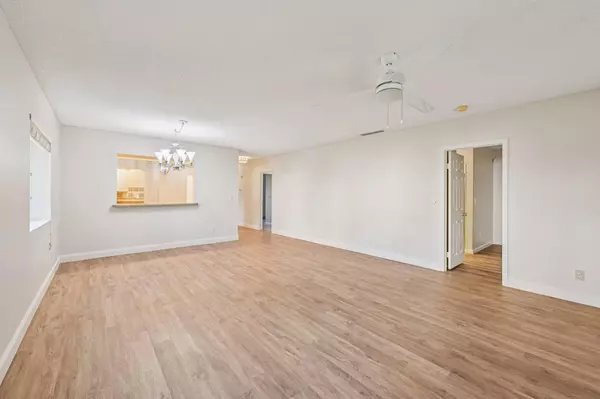 Palm Beach Gardens, FL 33418,1103 Duncan CIR 104