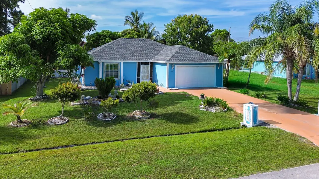 2830 SE Cabana LN, Port Saint Lucie, FL 34952