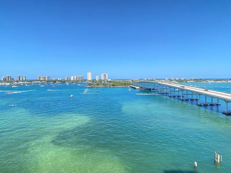 2640 Lake Shore DR 1012, Riviera Beach, FL 33404