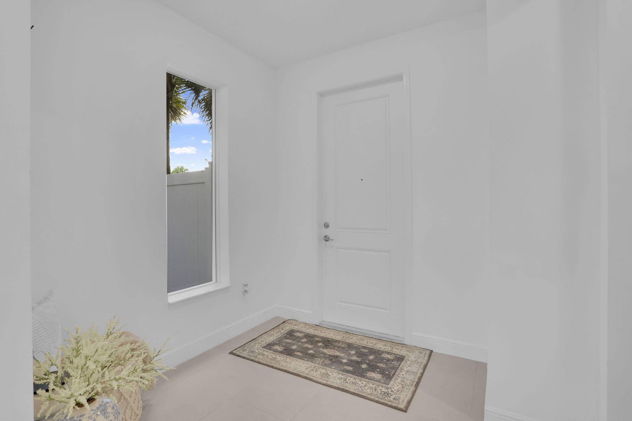 Deerfield Beach, FL 33064,1041 Rio CT