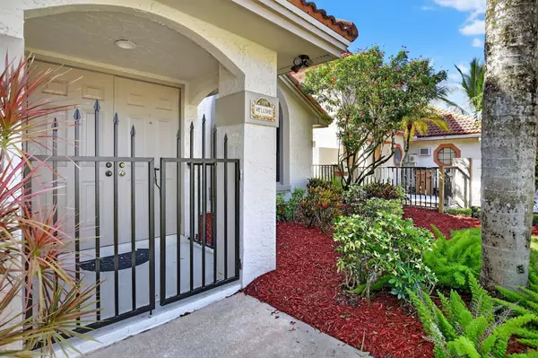 Deerfield Beach, FL 33442,476 NW 38th AVE