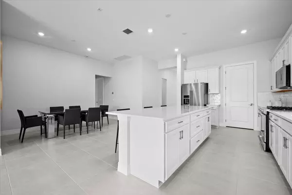 Palm Beach Gardens, FL 33412,10571 Northbrook CIR