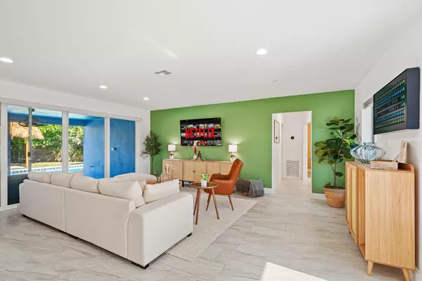Delray Beach, FL 33484,5031 Van Buren RD