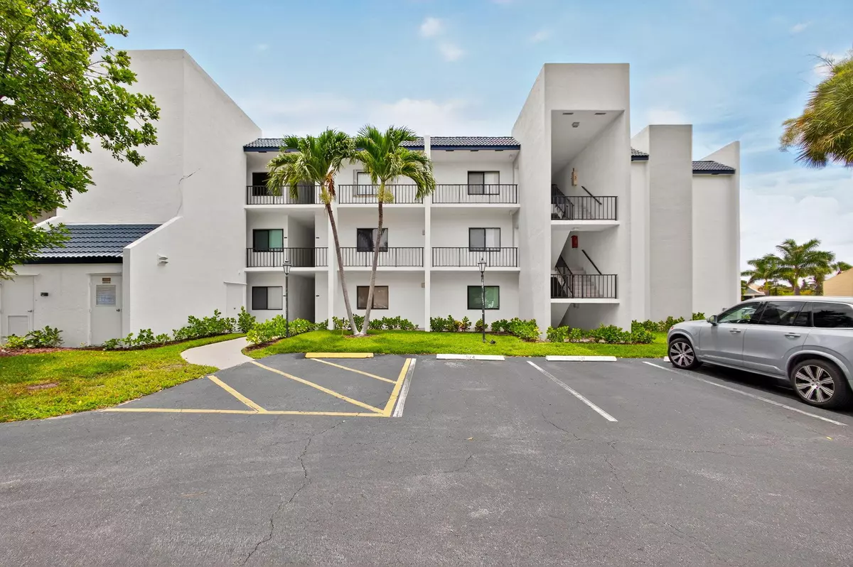 Jupiter, FL 33477,1605 S Us Highway 1 202v6
