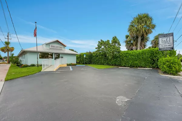 Stuart, FL 34994,101 SE Martin Luther King Jr BLVD