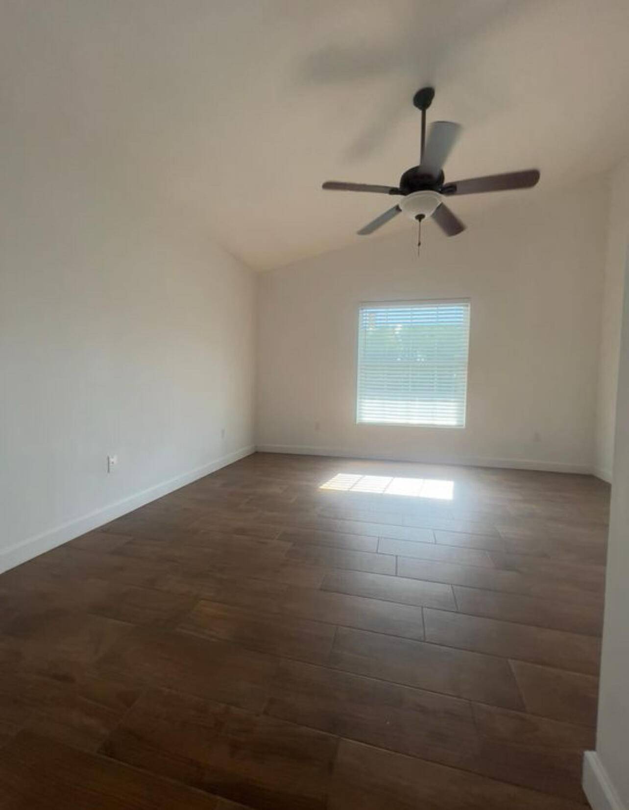 Vero Beach, FL 32962,2426 SW 13th AVE