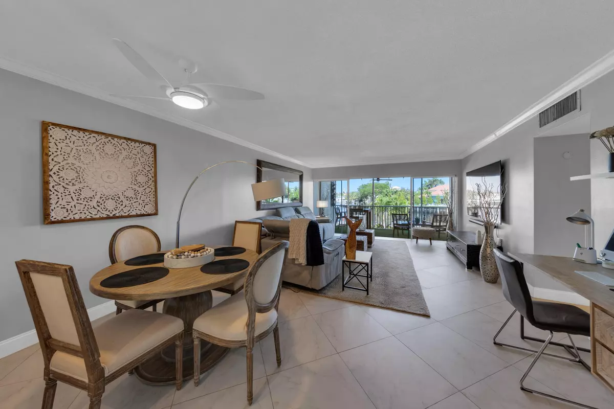 Deerfield Beach, FL 33441,390 N Federal HWY 204