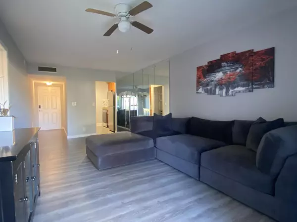 Coral Springs, FL 33065,4140 NW 90th AVE 105