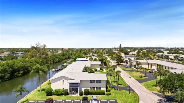 1845 Robalo DR 201d, Vero Beach, FL 32960