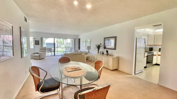 Boynton Beach, FL 33437,5540 Fairway Park DR 201