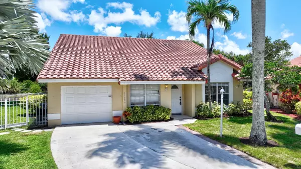 Boca Raton, FL 33498,11086 Lakeaire CIR
