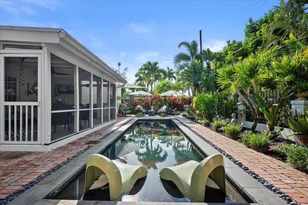 Lake Worth Beach, FL 33460,213 Vanderbilt DR