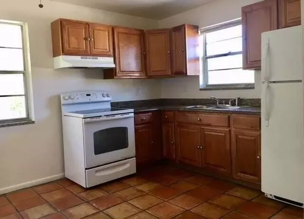 West Palm Beach, FL 33409,2707 Vandiver DR 6