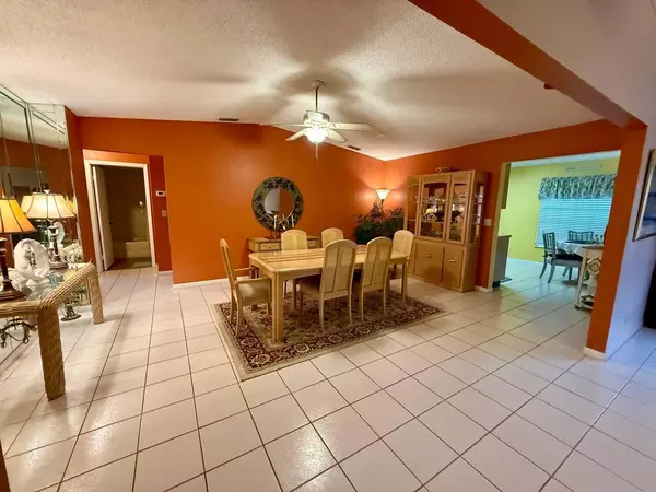 Delray Beach, FL 33484,5496 Viburnum CIR