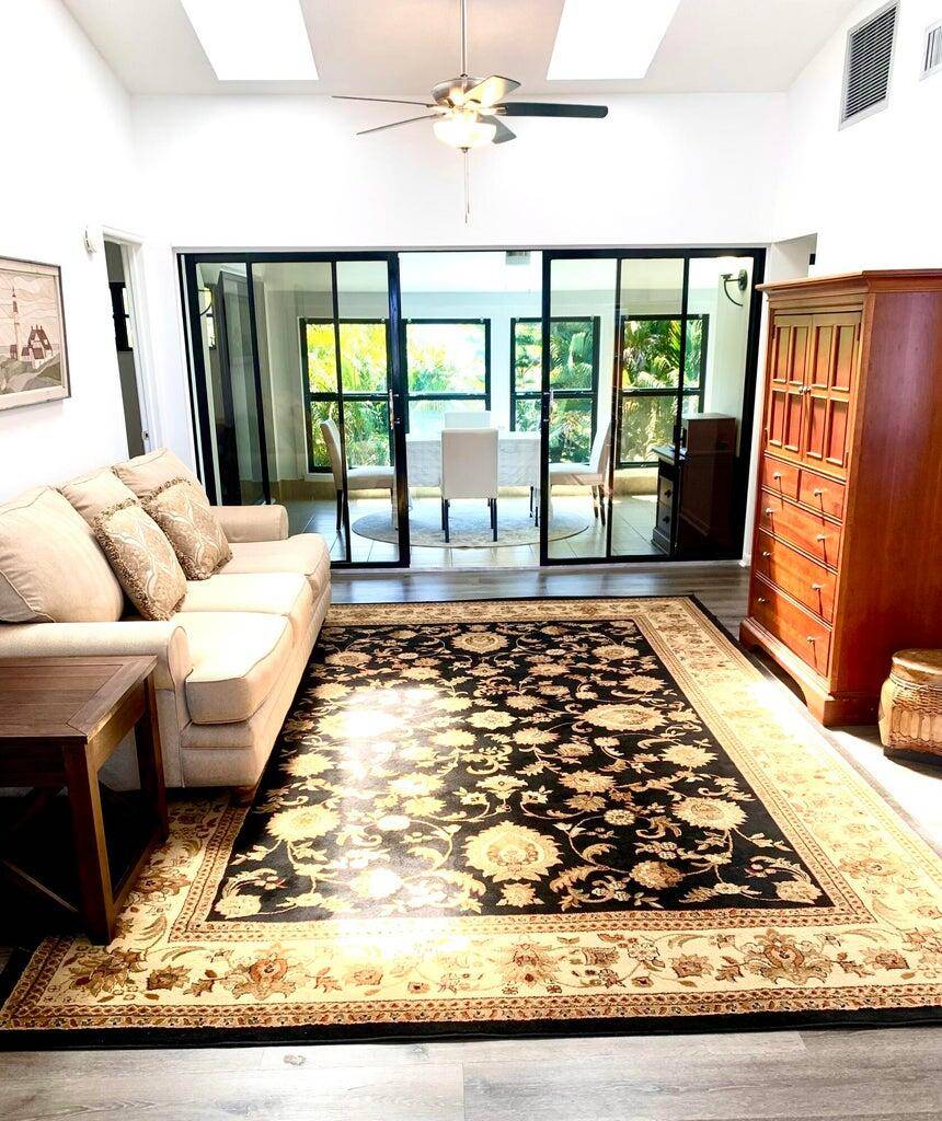1401 NE 14th CT O-10, Jensen Beach, FL 34957