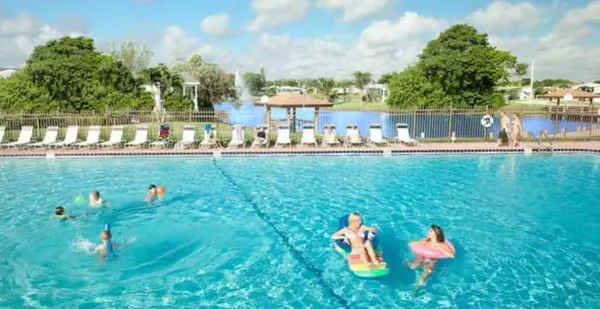 Davie, FL 33314,3140 SW 51st AVE