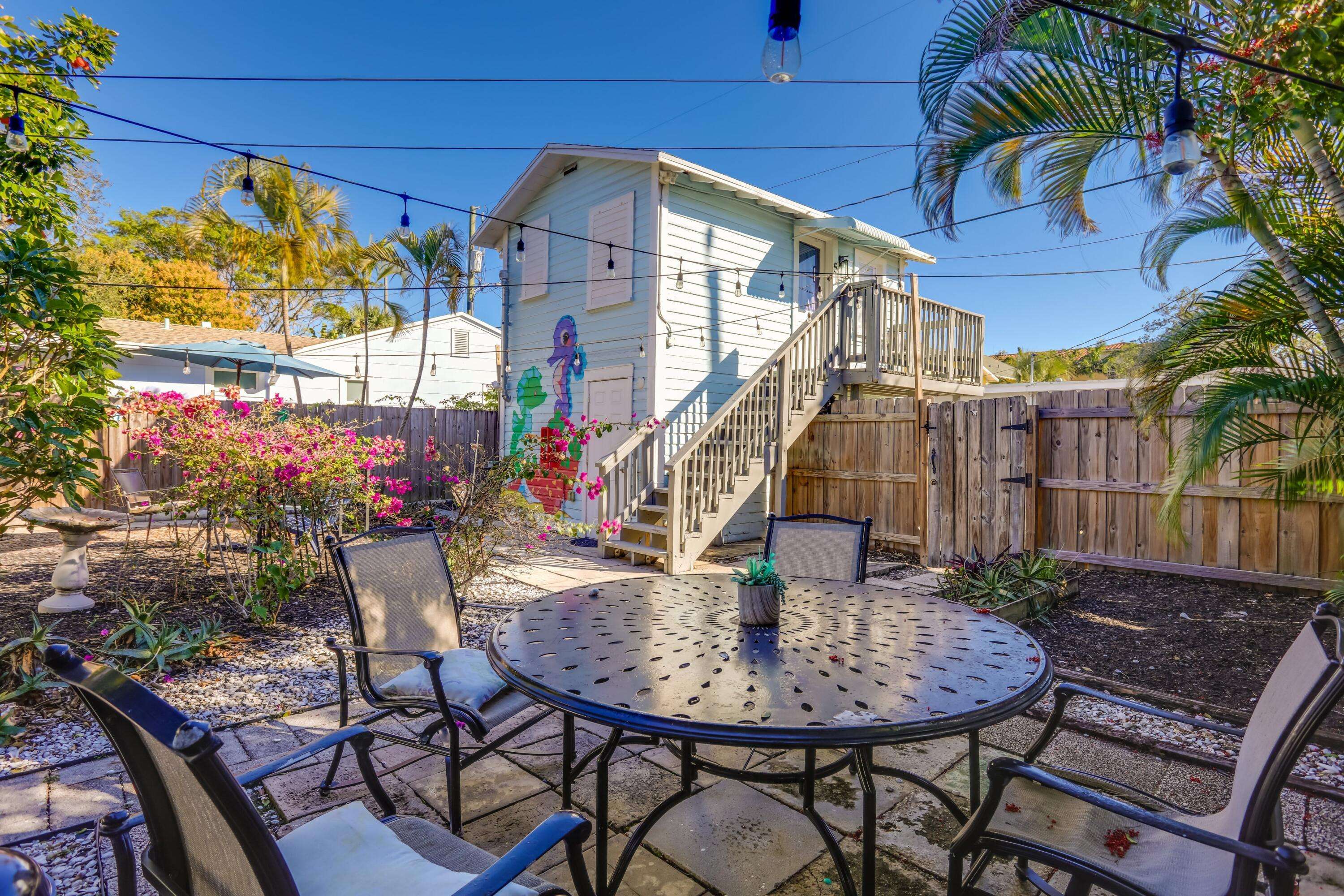 216 S M ST 5, Lake Worth Beach, FL 33460