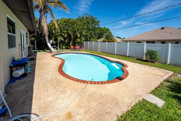 Port Saint Lucie, FL 34983,249 NW Goldcoast AVE