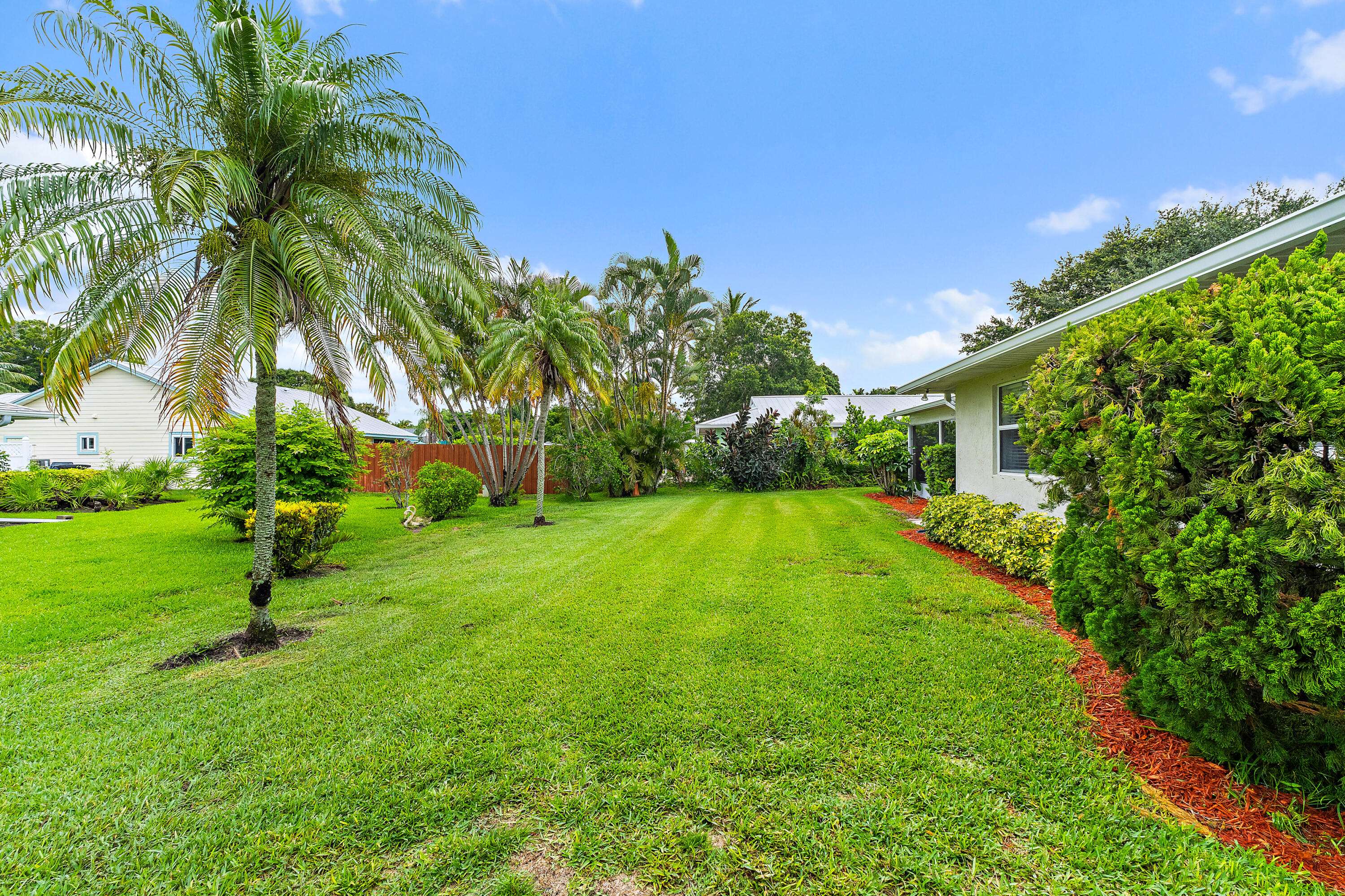 Jensen Beach, FL 34957,2060 NE Hoya Calle