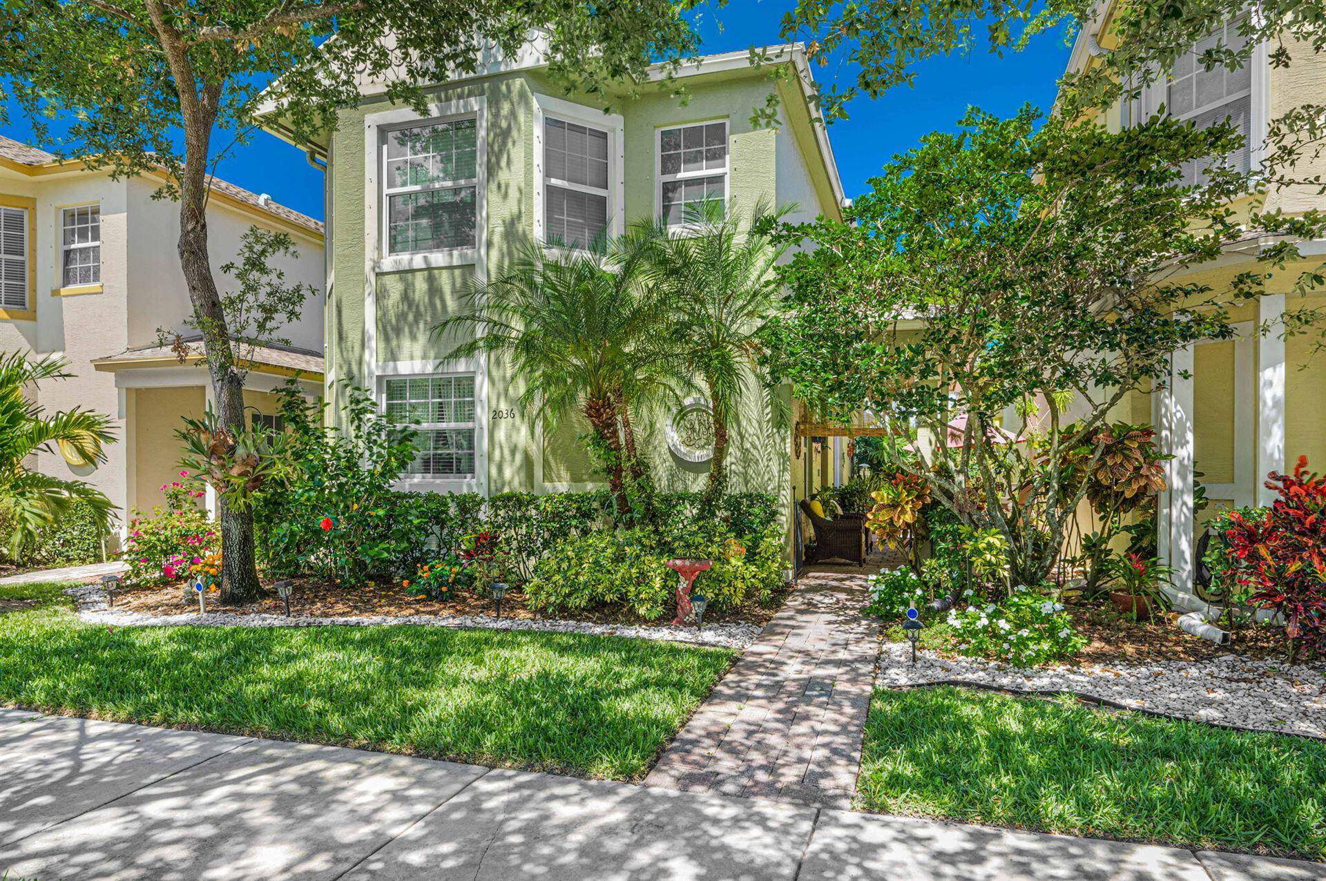 2036 SE Avon Park DR, Port Saint Lucie, FL 34952