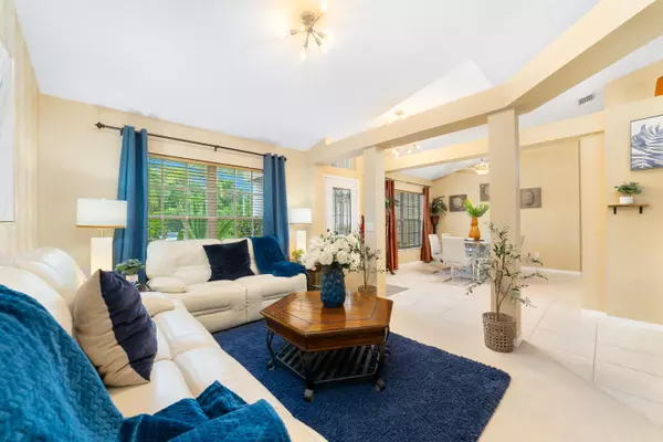 Port Saint Lucie, FL 34953,4292 SW Whitebread RD