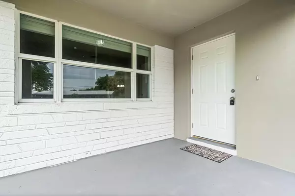 Jensen Beach, FL 34957,1252 NE South ST