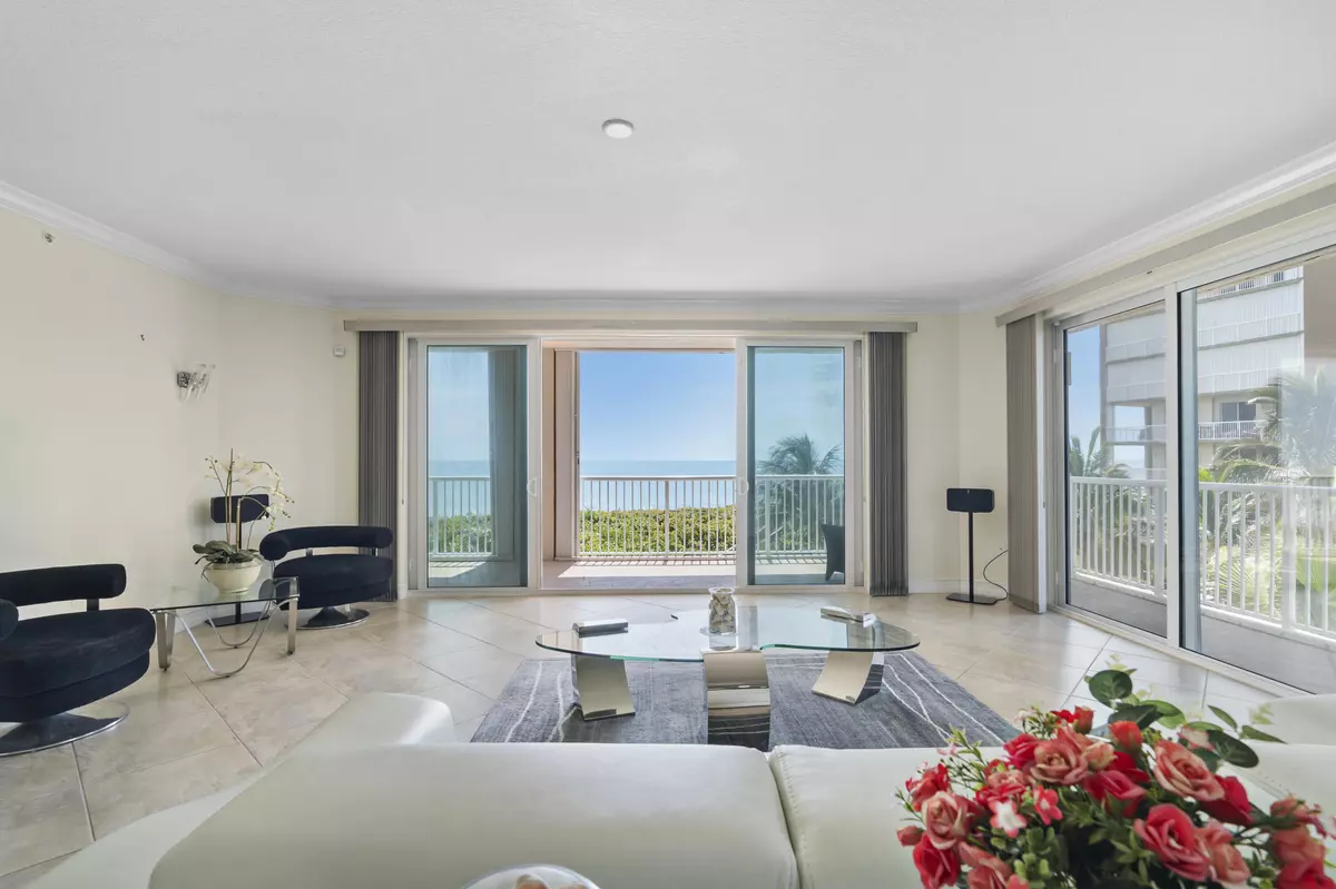 Hutchinson Island, FL 34949,4180 N Highway A1a 305b