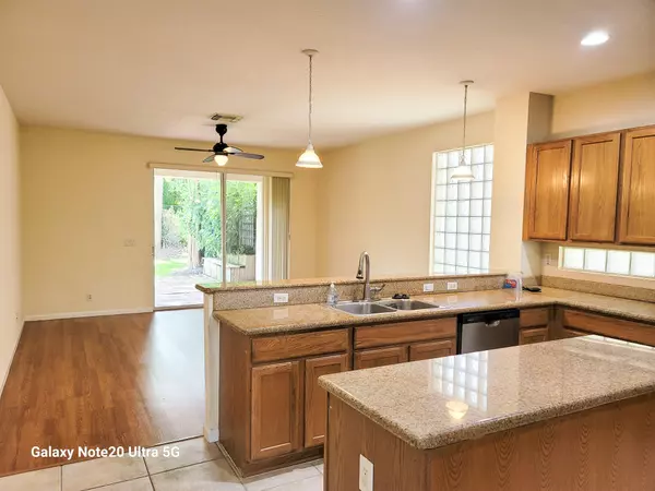 West Palm Beach, FL 33413,894 Gazetta WAY