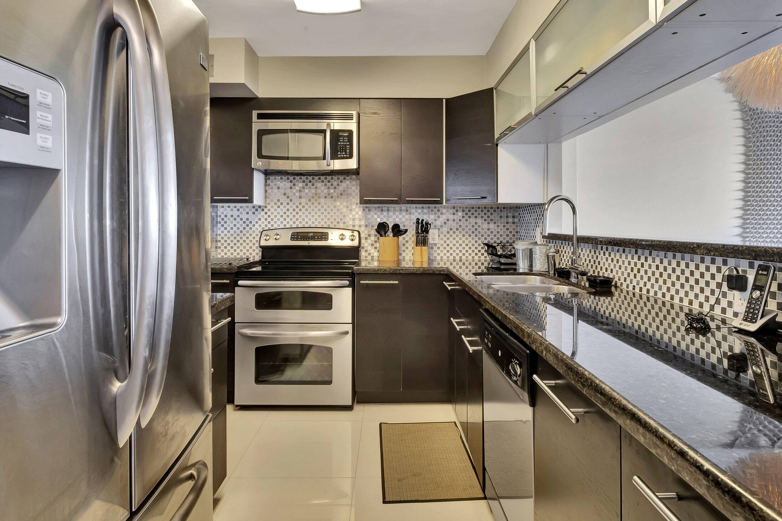 Miami Beach, FL 33139,5 Island Av 7a