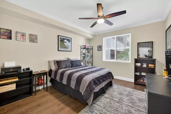 Boynton Beach, FL 33426,1690 Renaissance Commons BLVD 1329