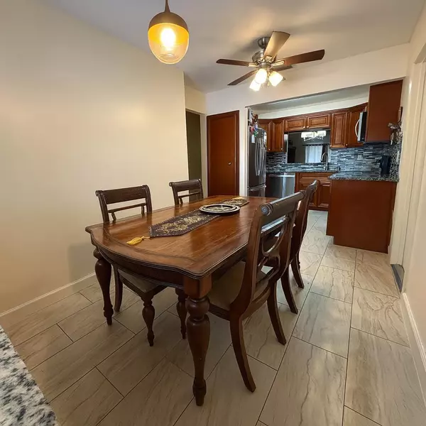 Wellington, FL 33414,12048 Suellen CIR