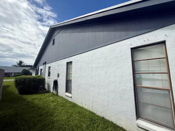 Wellington, FL 33414,12048 Suellen CIR