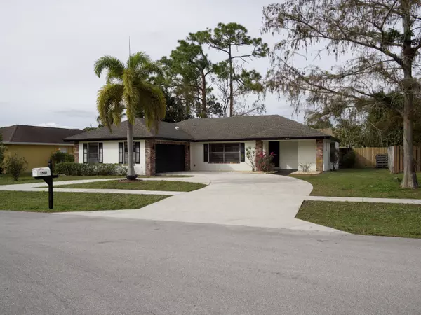 Wellington, FL 33414,1507 Hollyhock RD