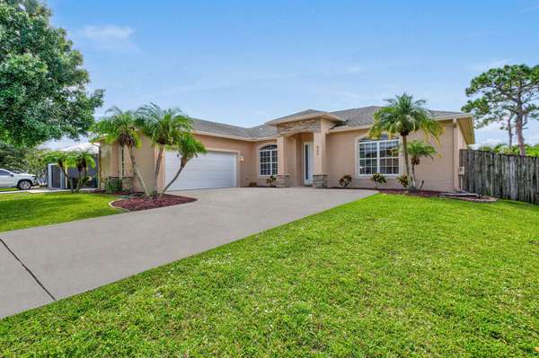 537 NW Turton TER, Port Saint Lucie, FL 34983