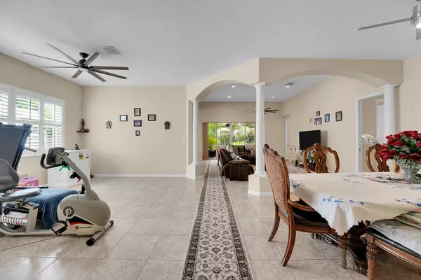 Wellington, FL 33414,2704 Cooper WAY