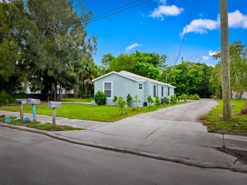 428 N 22nd ST, Fort Pierce, FL 34950
