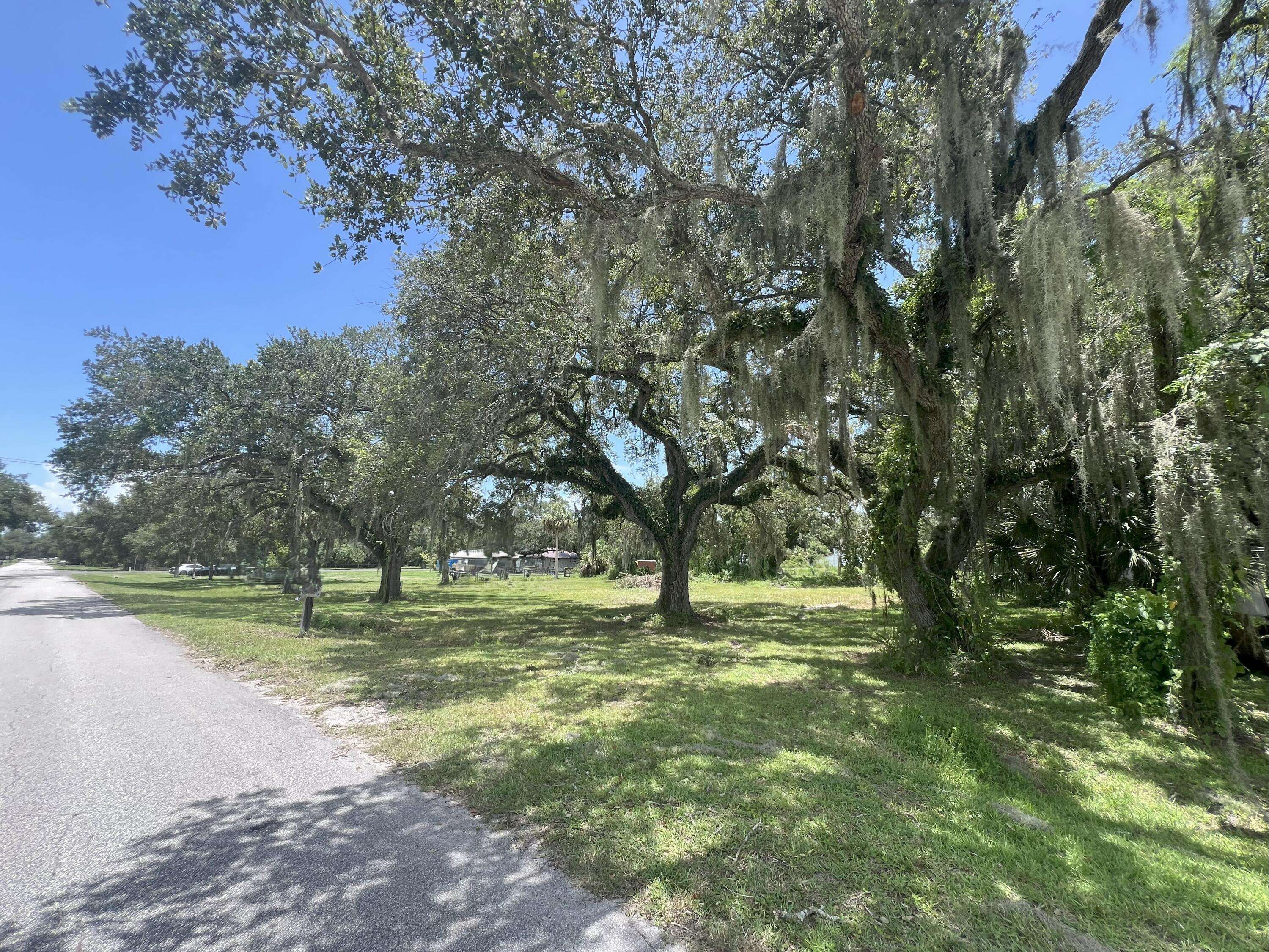 Okeechobee, FL 34974,2070 SW 8th ST